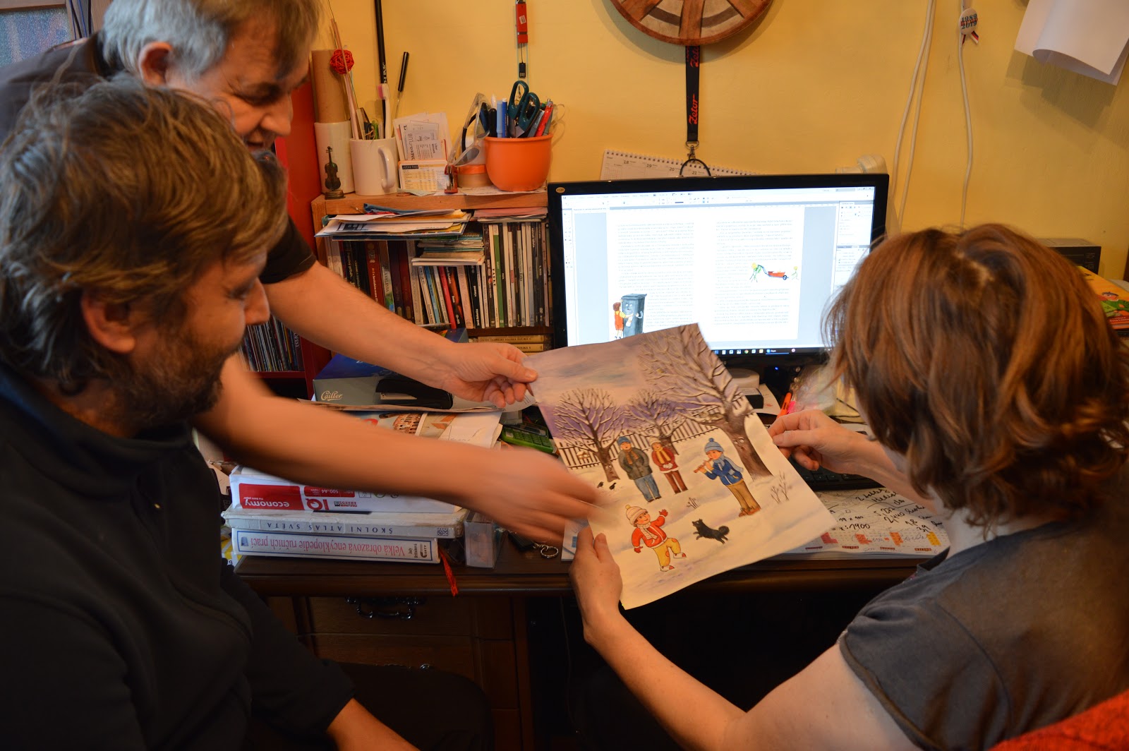 autor ilustrátor typografka při sázení knihy Kamarádi