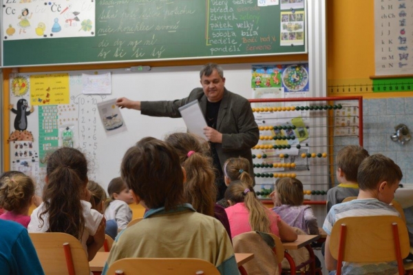 Beseda v z&aacute;kladn&iacute; &scaron;kole Paseka